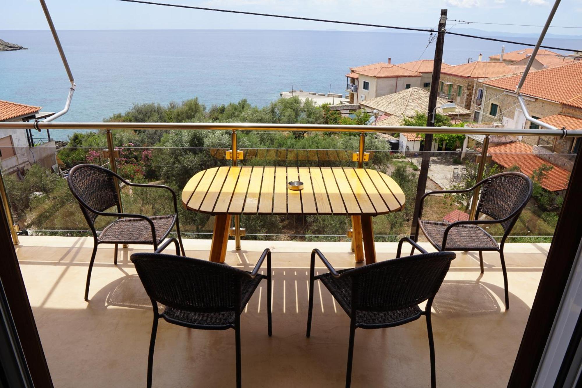 Sea And Sun Apartments 303 Ιδιωτικό Διαμέρισμα Kardamyli Exterior foto
