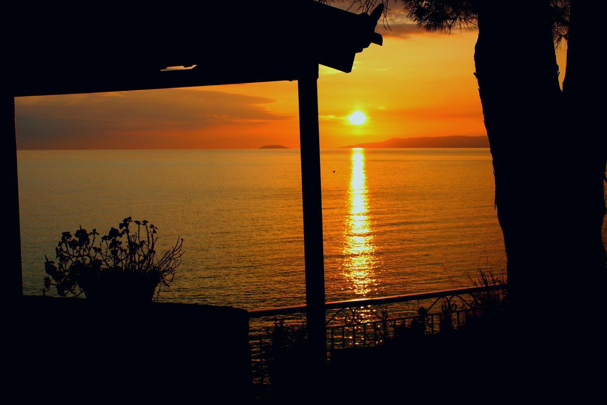 Sea And Sun Apartments 303 Ιδιωτικό Διαμέρισμα Kardamyli Exterior foto